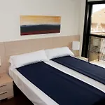 Ξενοδοχείο με διαμερίσματα Galileo Flats - Palacio De Congresos 2*