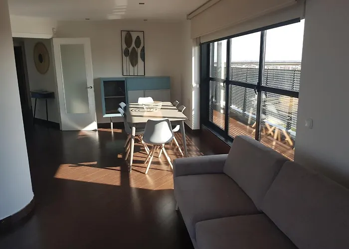 Galileo Flats - Palacio De Congresos Lägenhetshotell 2*