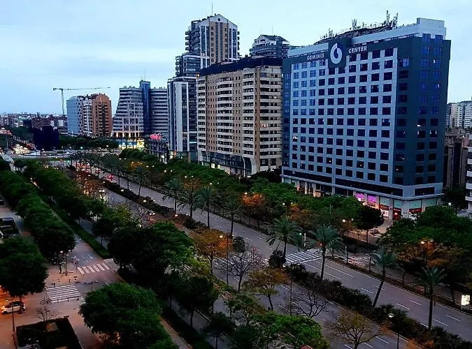 Galileo Flats - Palacio De Congresos Lägenhetshotell 2*